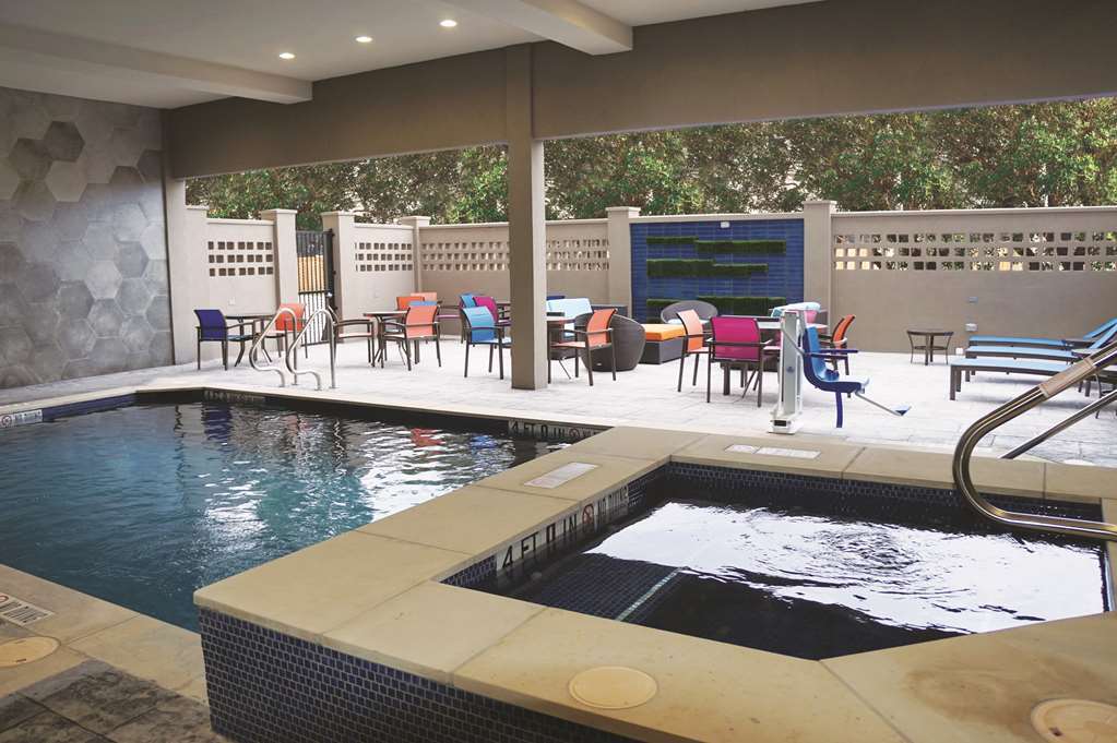 La Quinta By Wyndham Baylor Downtown Hotel 3*